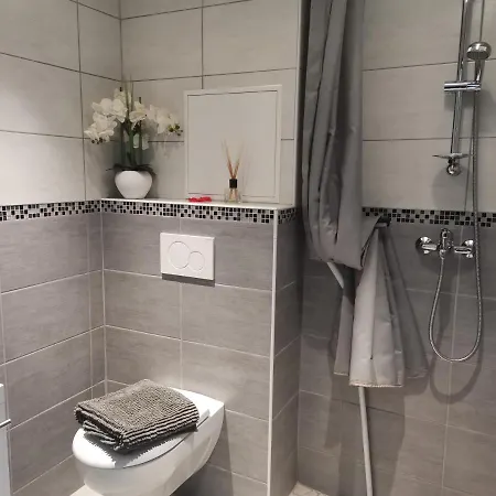 Le * Pommiers (Loire)