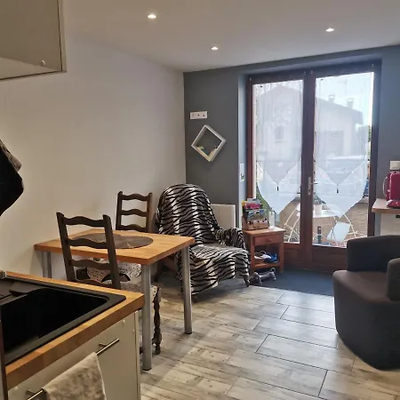 Le * Pommiers (Loire)